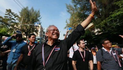 Tajland: Izdat nalog za hapšenje lidera demonstranata Tajland: Izdat nalog za hapšenje lidera demonstranata