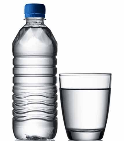 Hemikalije iz plastičnih čaša i boca uzrokuju glavobolju Hemikalije iz plastičnih čaša i boca uzrokuju glavobolju