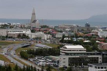 Island: Oslobađaju građane poreza na tri godine za oporavak ekonomije Island: Oslobađaju građane poreza na tri godine za oporavak ekonomije