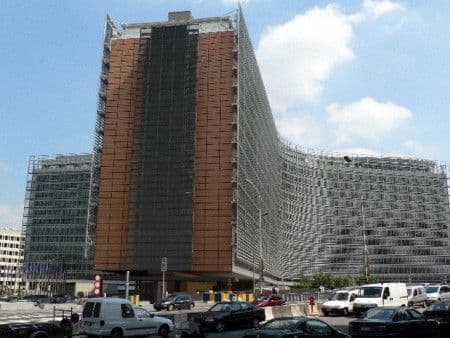 EK kaznila 8 banaka zbog kamata EK kaznila 8 banaka zbog kamata