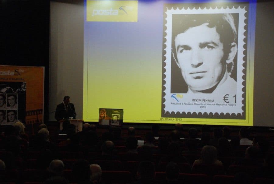 Bekim Fehmiu na poštanskoj markici Bekim Fehmiu na poštanskoj markici