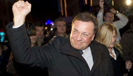 Na gradonačelnika Ljubljane Zorana Jankovića suzavcem Na gradonačelnika Ljubljane Zorana Jankovića suzavcem