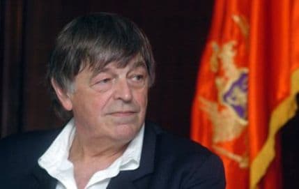 Princu Nikoli Petroviću specijalno priznanje za razvoj filantropije Princu Nikoli Petroviću specijalno priznanje za razvoj filantropije