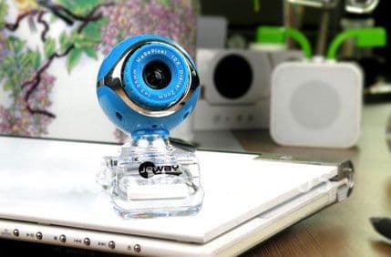 FBI može da upali kameru na bilo kojem kompjuteru FBI može da upali kameru na bilo kojem kompjuteru