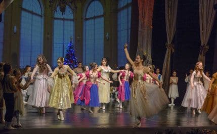 PANTOVIĆ: Sa "Krckom Oraščićem" počinjemo redovan baletski repertoar PANTOVIĆ: Sa "Krckom Oraščićem" počinjemo redovan baletski repertoar