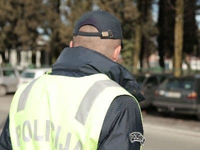 Saobraćajac uhapšen zbog mita Saobraćajac uhapšen zbog mita