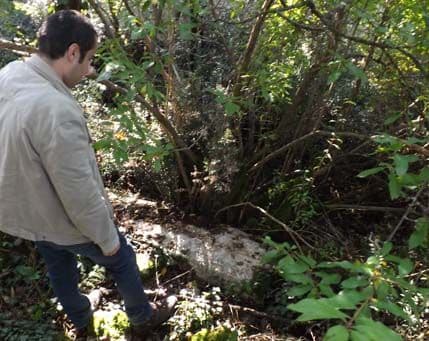 Groblje u Grbavcima i Divan grad- svjedočanstva o vremenu Crnojevića Groblje u Grbavcima i Divan grad- svjedočanstva o vremenu Crnojevića