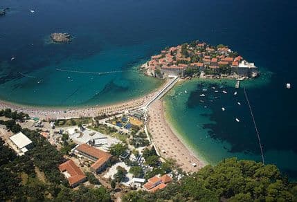 Počasni ambasador San Marina među novim zakupcima Svetog Stefana Počasni ambasador San Marina među novim zakupcima Svetog Stefana