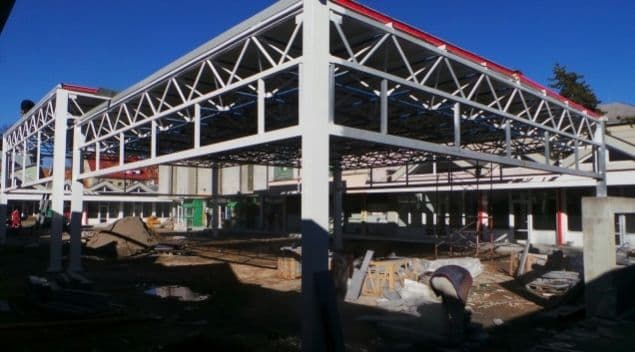 Cetinje: Rekonstrukcija gradske tržnice u završnoj fazi Cetinje: Rekonstrukcija gradske tržnice u završnoj fazi