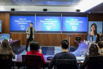 Anton Jurovicki i Filip Marković na Telenor Samitu mladih Anton Jurovicki i Filip Marković na Telenor Samitu mladih