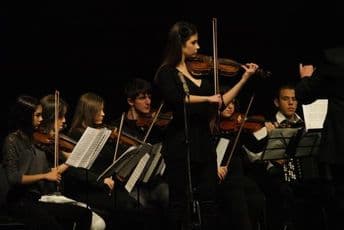 DEUS: Godišnji koncert škole „Andre Navara“
