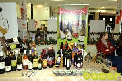 Dani vina i muzike u podgoričkom Bazaru Dani vina i muzike u podgoričkom Bazaru