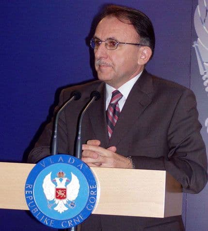 Bivši ministar zdravlja Pavličić u Forumu 2010 Bivši ministar zdravlja Pavličić u Forumu 2010