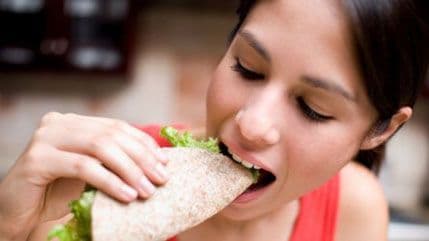 Sedam loših navika poslije jela Sedam loših navika poslije jela