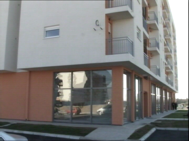 Ključevi od stanova za 100 penzionera Ključevi od stanova za 100 penzionera