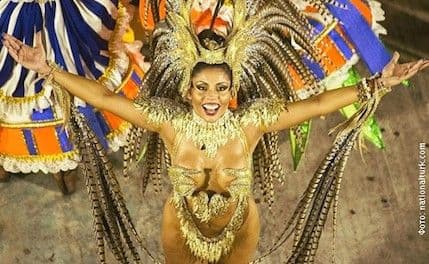 Traže se plesačice s prirodnim grudima! Traže se plesačice s prirodnim grudima!