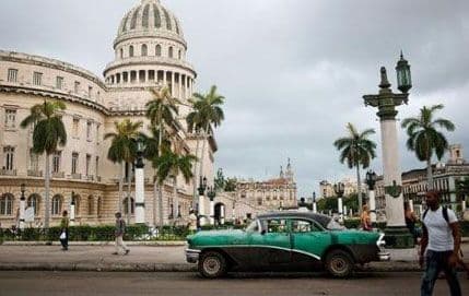 Kuba: Dozvoljena prodaja novih i polovnih automobila nakon 50 godina Kuba: Dozvoljena prodaja novih i polovnih automobila nakon 50 godina