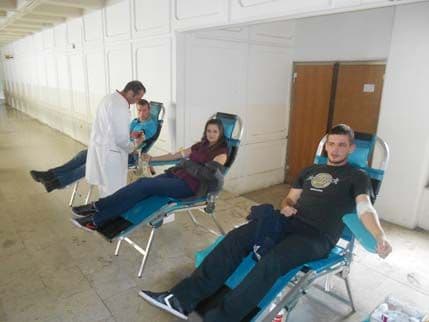 Studenti tehničkih fakulteta dali krv Studenti tehničkih fakulteta dali krv