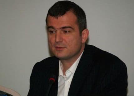 IA: Neophodno pronaći i kazniti one koji prijete Raduloviću IA: Neophodno pronaći i kazniti one koji prijete Raduloviću