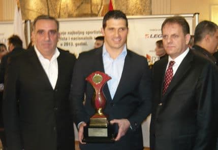 Uručene nagrade najboljim sportistima i nacionalnim timovima Uručene nagrade najboljim sportistima i nacionalnim timovima