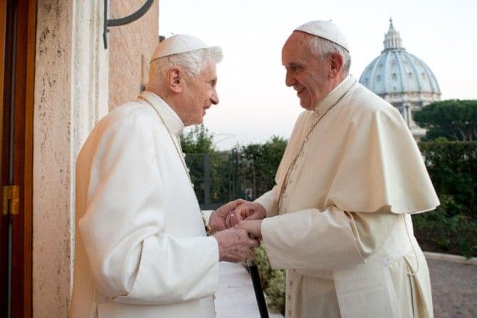 Papa čestitao Božić svom prethodniku (VIDEO) Papa čestitao Božić svom prethodniku (VIDEO)