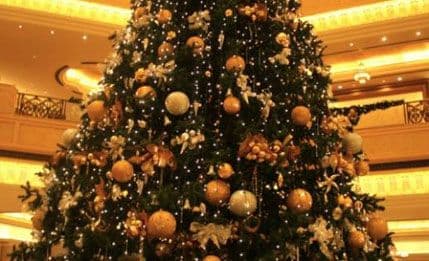 Najskuplja jelka na svijetu košta 11 miliona dolara Najskuplja jelka na svijetu košta 11 miliona dolara