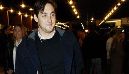 Petar Strugar traži 8.000 eura jer su ga neovlašćeno stavili na bilbord Petar Strugar traži 8.000 eura jer su ga neovlašćeno stavili na bilbord