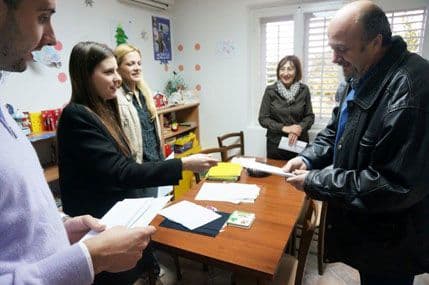 Azmont darivao djecu sa smetnjama u razvoju Azmont darivao djecu sa smetnjama u razvoju