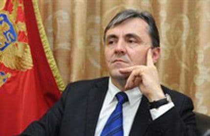 Žugić povlači zakon o taksama? Žugić povlači zakon o taksama?