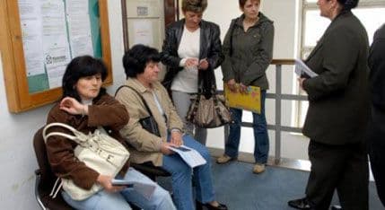 Na posao čekaju devet doktora nauka i 228 magistara Na posao čekaju devet doktora nauka i 228 magistara