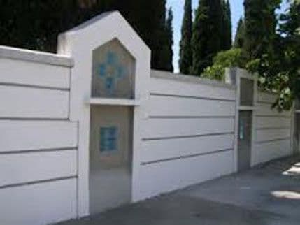 Ove godine 350 novih grobnica i prostor za čuvanje urni Ove godine 350 novih grobnica i prostor za čuvanje urni