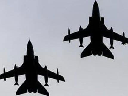 Vojni avion letio s opremom napravljenom pomoću 3D printera Vojni avion letio s opremom napravljenom pomoću 3D printera