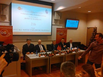 VUKOTIĆ: Partokratija nije demokratija jer znači podijeljeno društvo VUKOTIĆ: Partokratija nije demokratija jer znači podijeljeno društvo