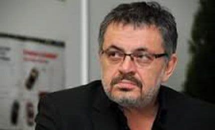 MIĆUNOVIĆ: Smrt Simovića je nenadoknadiv gubitak za crnogorsku i hrvatsku nauku i kulturu MIĆUNOVIĆ: Smrt Simovića je nenadoknadiv gubitak za crnogorsku i hrvatsku nauku i kulturu