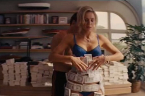 Katarina, Slovenka koju su u „Vuku“ oblijepili dolarima Katarina, Slovenka koju su u „Vuku“ oblijepili dolarima