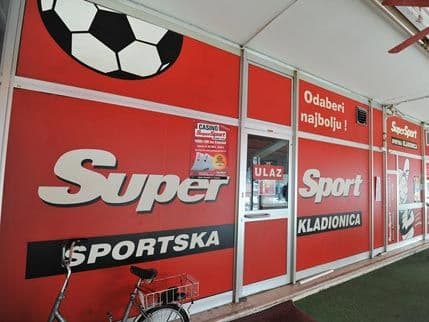 PODGORICA: Opljačkane dvije kladionice PODGORICA: Opljačkane dvije kladionice