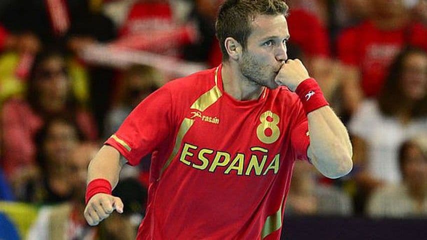 Španija se mučila, ali pobijedila Španija se mučila, ali pobijedila