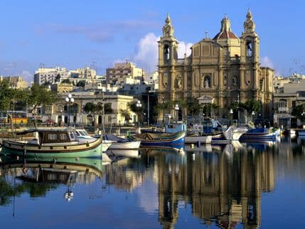 Malta odbija da promijeni plan prodaje pasoša strancima Malta odbija da promijeni plan prodaje pasoša strancima