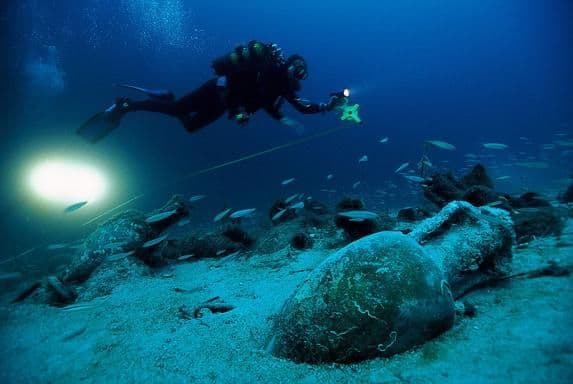 Kazne za nezakonito ronjenje do 20.000 eura Kazne za nezakonito ronjenje do 20.000 eura