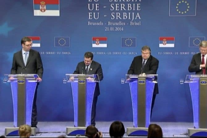 Vučić i Dačić: Naš narod je zaslužio ovo Vučić i Dačić: Naš narod je zaslužio ovo