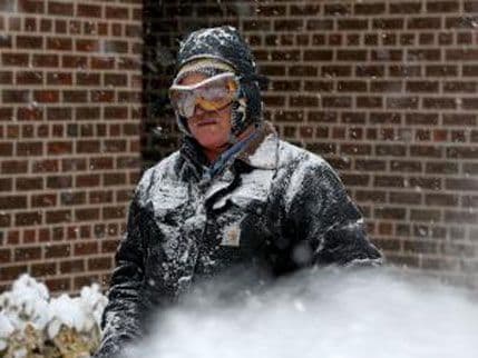 SAD: Saobraćaj u kolapsu, temperature do minus 40 SAD: Saobraćaj u kolapsu, temperature do minus 40