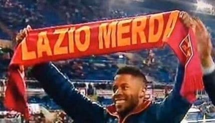 Bastos na promociji nosio šal Lacio s**** Bastos na promociji nosio šal Lacio s****