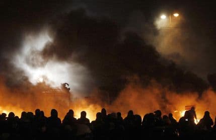 VIDEO: Kijev u plamenu, pet osoba ubijeno VIDEO: Kijev u plamenu, pet osoba ubijeno