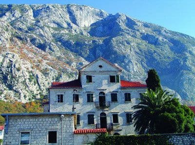 Palata Ivanović biće pretvorena u hotel Palata Ivanović biće pretvorena u hotel