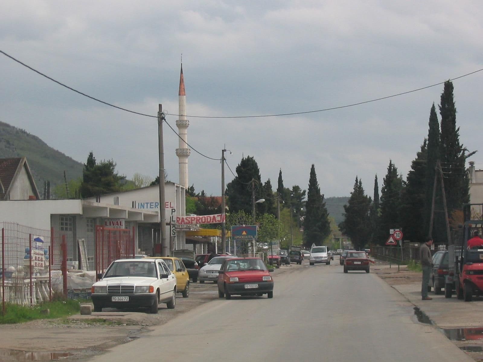 Iz kazina “Admiral” razbojnik odnio 7.000 eura Iz kazina “Admiral” razbojnik odnio 7.000 eura