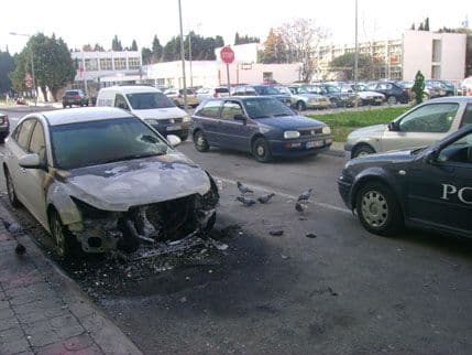 Šupljeglav: Ne znam ko je mogao da zapali automobil Šupljeglav: Ne znam ko je mogao da zapali automobil
