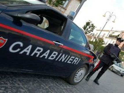 Italija: Prokopali tunel ispod pošte i opljačkali 70.000 eura Italija: Prokopali tunel ispod pošte i opljačkali 70.000 eura