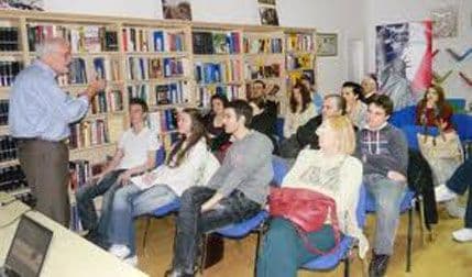 Prijave za kurseve američkog engleskog do 10. februara Prijave za kurseve američkog engleskog do 10. februara