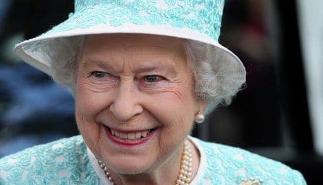 Kraljica Elizabeta II pred bankrotom Kraljica Elizabeta II pred bankrotom