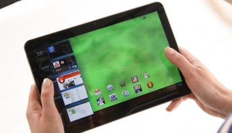 OD SEPTEMBRA 2014. GODINE: Osnovci sa tablet računarima, smart tablom i didaktičnim softverom umjesto svesaka, kreda i tabli OD SEPTEMBRA 2014. GODINE: Osnovci sa tablet računarima, smart tablom i didaktičnim softverom umjesto svesaka, kreda i tabli